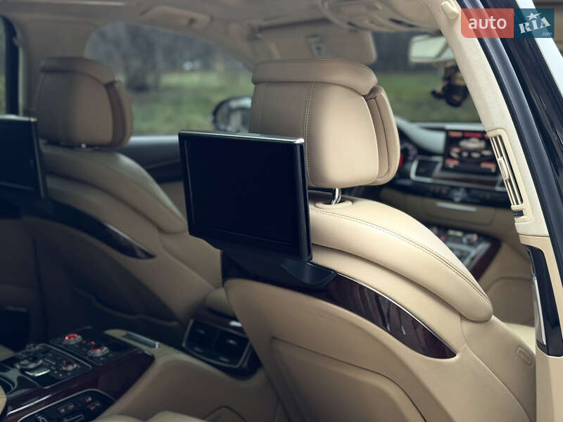 Седан Audi A8 2011 в Буковеле фото 35 Седан Audi A8 2011 в Буковеле