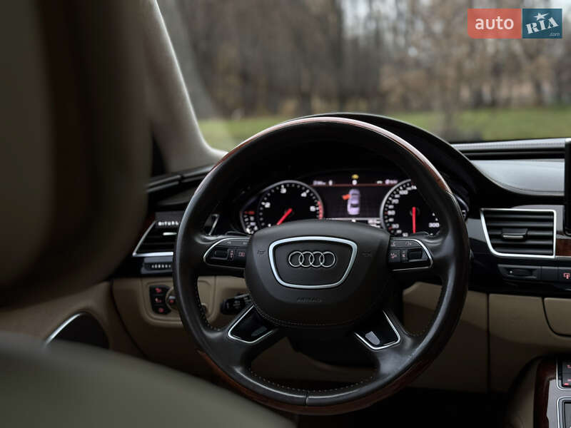 Седан Audi A8 2011 в Буковеле фото 60 Седан Audi A8 2011 в Буковеле