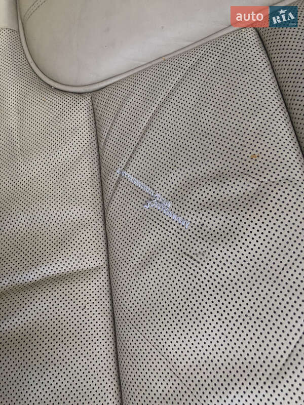 Седан Audi A8 2004 в Буче