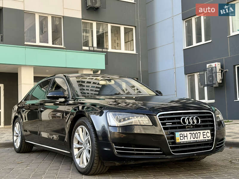 Седан Audi A8 2012 в Одессе