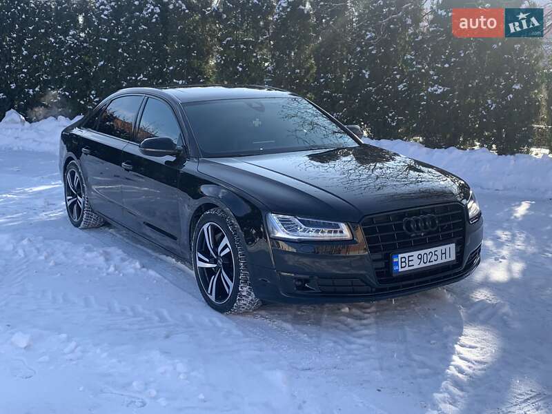 Седан Audi A8 2015 в Умани