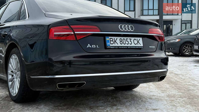 Седан Audi A8 2016 в Ровно