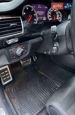 Седан Audi A8 2013 в Києві