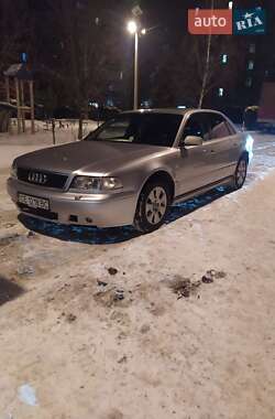 Седан Audi A8 1997 в Чернівцях