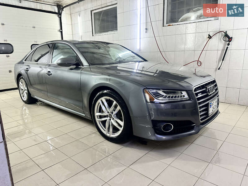 Седан Audi A8 2016 в Ивано-Франковске