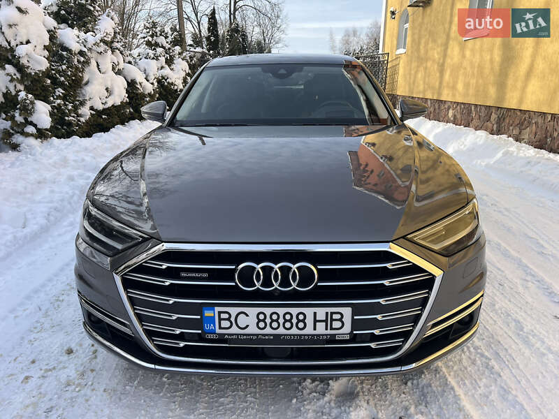Седан Audi A8 2019 в Львове