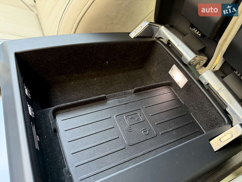 Седан Audi A8 2020 в Киеве