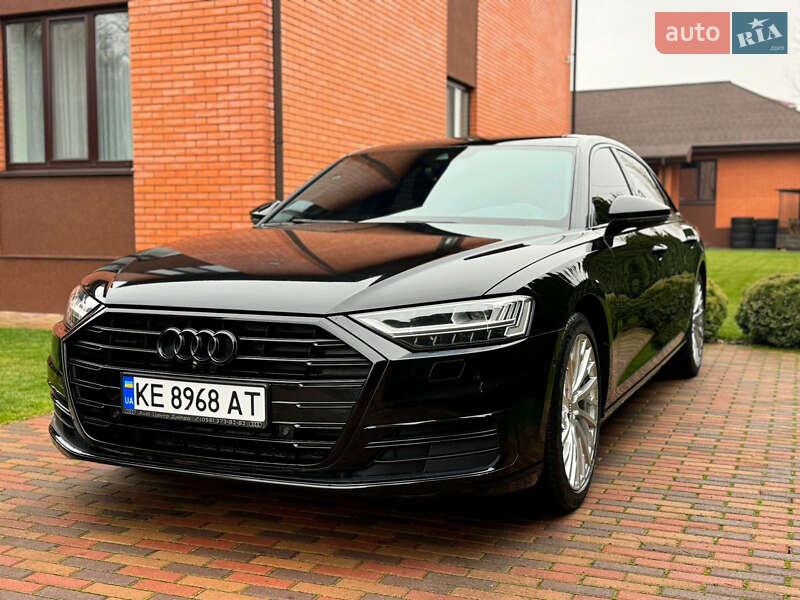 Седан Audi A8 2021 в Днепре