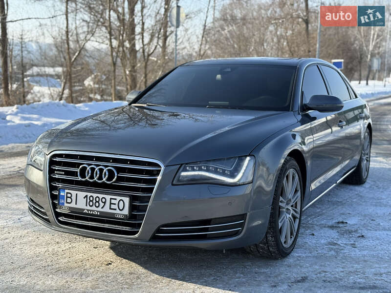 Седан Audi A8 2014 в Киеве