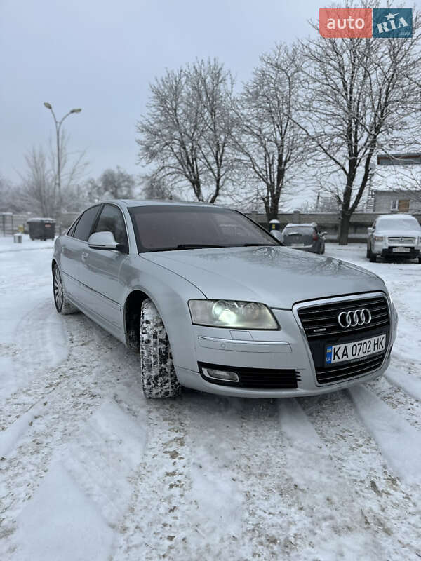 Седан Audi A8 2007 в Василькові