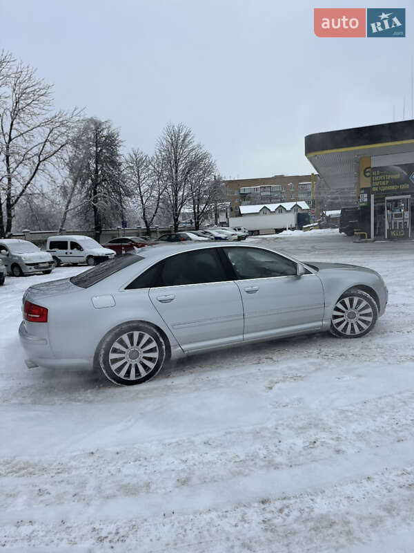 Седан Audi A8 2007 в Василькові