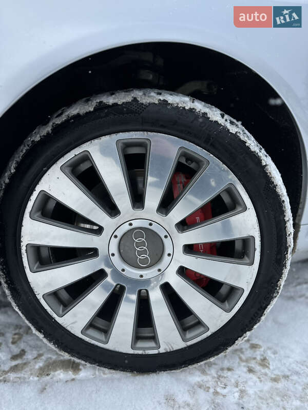 Седан Audi A8 2007 в Василькові