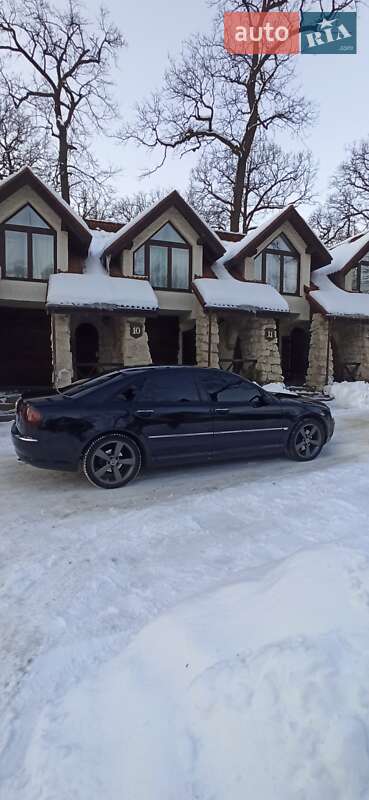 Седан Audi A8 2004 в Львове