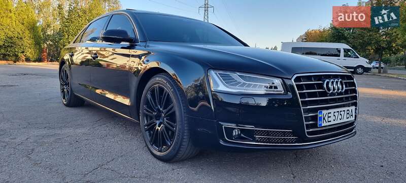 Седан Audi A8 2014 в Кривому Розі