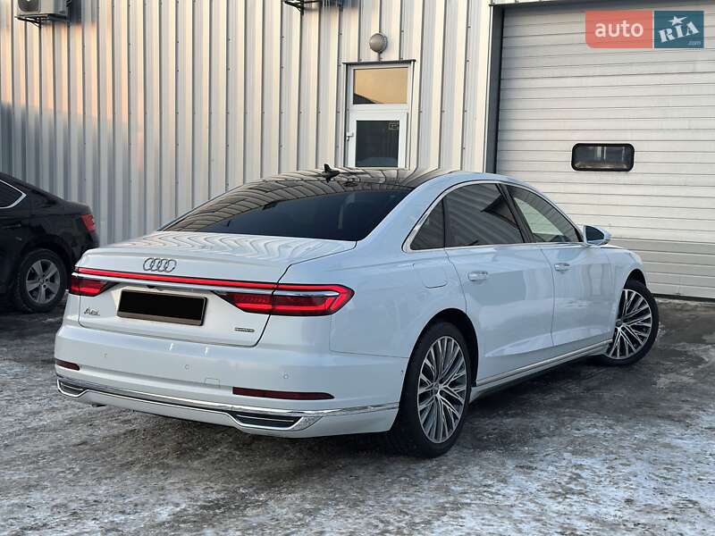 Седан Audi A8 2019 в Киеве