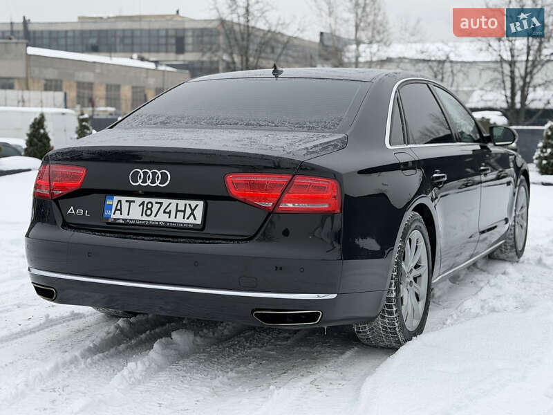 Седан Audi A8 2012 в Киеве