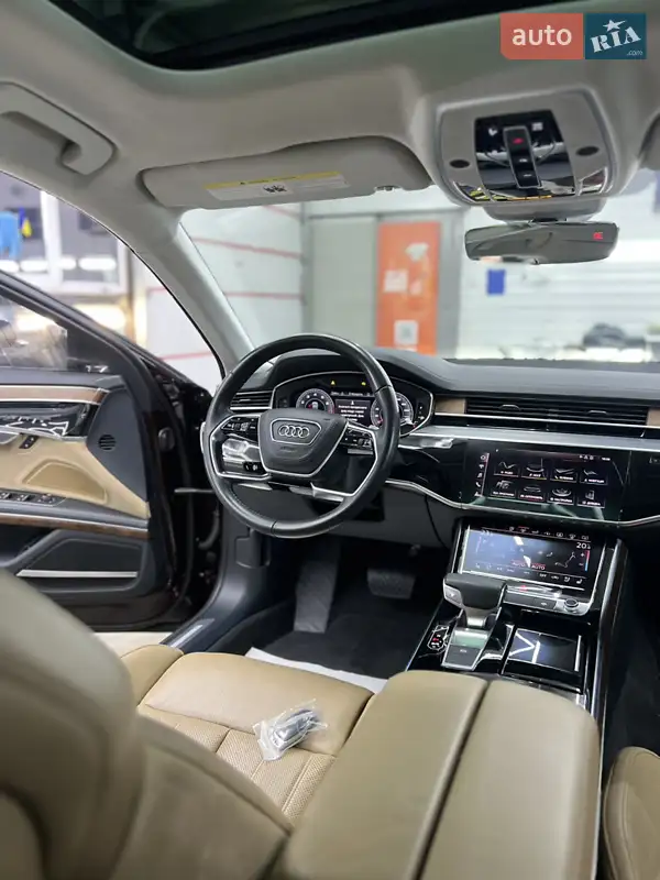 Audi A8 2018 VIN WAU8DAF82KN009487 фото оголошення 26 з 107