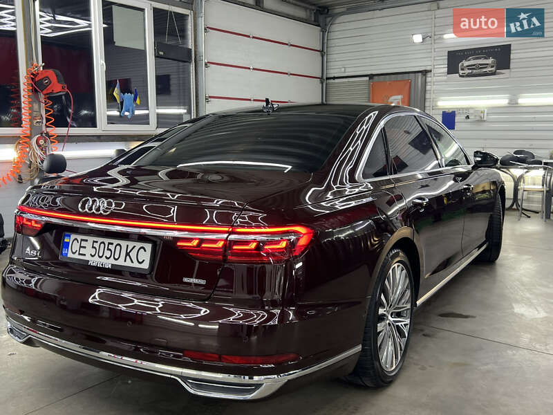 Седан Audi A8 2018 в Черновцах