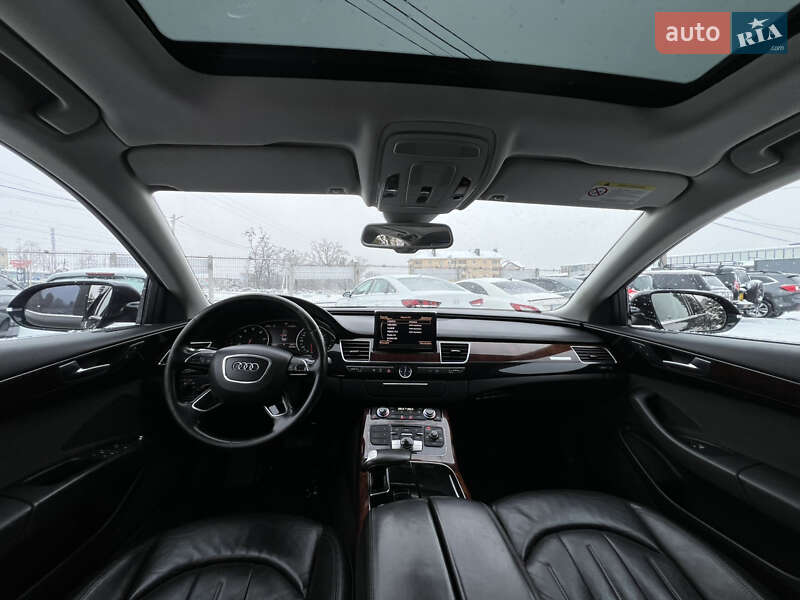 Седан Audi A8 2011 в Киеве