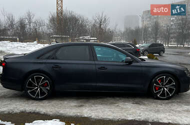 Седан Audi A8 2015 в Львове