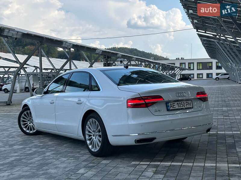Седан Audi A8 2016 в Дніпрі фото 3 Седан Audi A8 2016 в Дніпрі