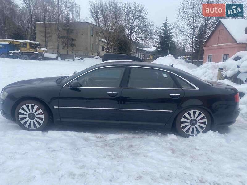 Седан Audi A8 2004 в Тернополе