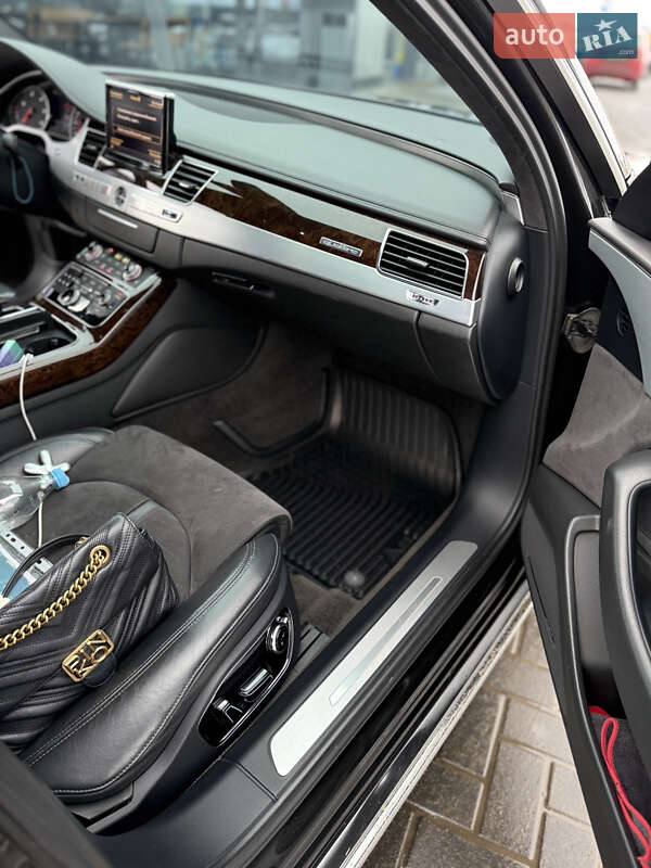 Седан Audi A8 2011 в Буске фото 26 Седан Audi A8 2011 в Буске