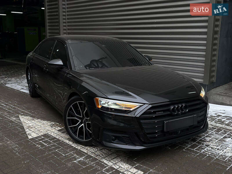 Седан Audi A8 2020 в Киеве