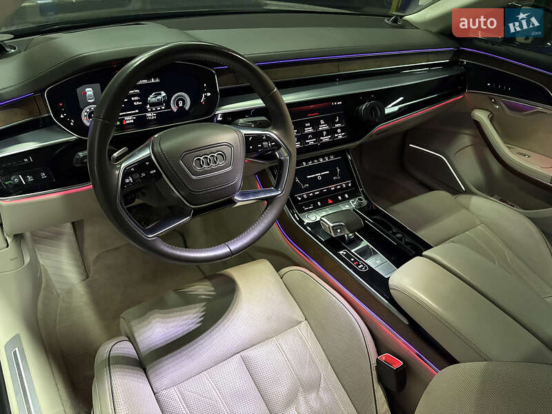 Седан Audi A8 2020 в Киеве