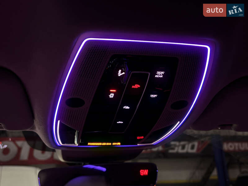 Седан Audi A8 2020 в Киеве