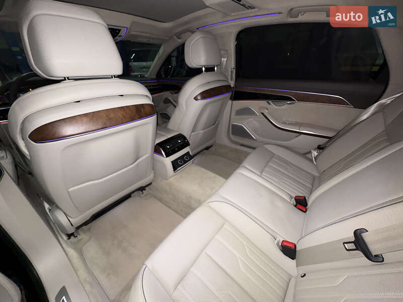 Седан Audi A8 2020 в Киеве