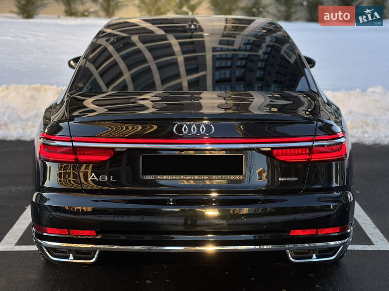 Седан Audi A8 2021 в Киеве