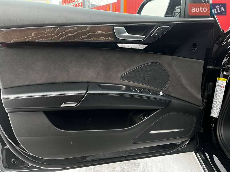 Седан Audi A8 2015 в Киеве фото 15 Седан Audi A8 2015 в Киеве