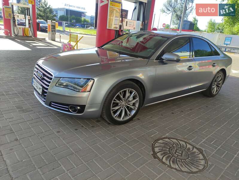2013 Audi A8, VIN WAUAGAFD1DN021994:plate — фото 1 (autoria)
