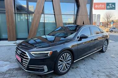 Седан Audi A8 2019 в Луцке