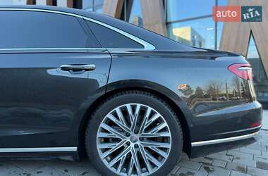 Седан Audi A8 2019 в Луцке