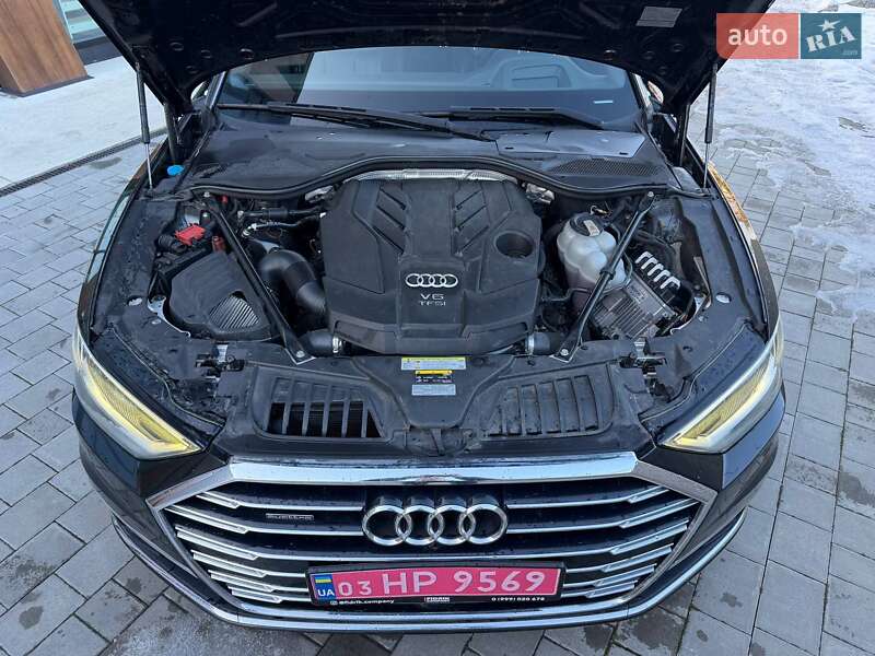 Седан Audi A8 2019 в Луцке