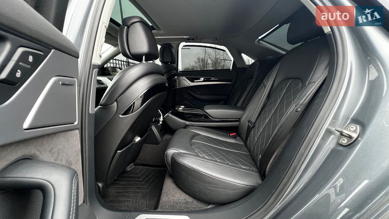 Седан Audi A8 2017 в Києві фото 23 Седан Audi A8 2017 в Києві