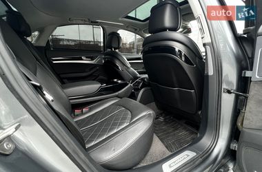 Седан Audi A8 2017 в Киеве