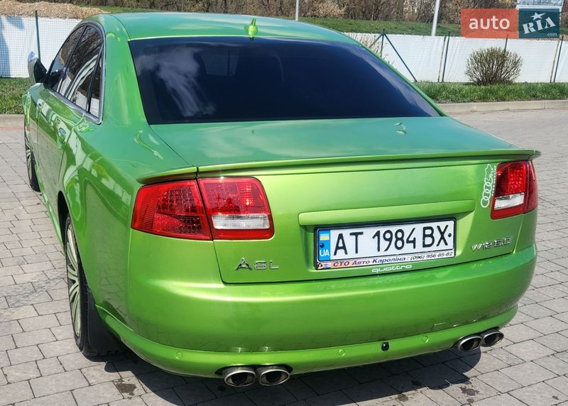 Седан Audi A8 2005 в Яремчі