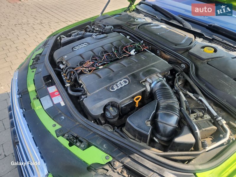 Седан Audi A8 2005 в Яремчі