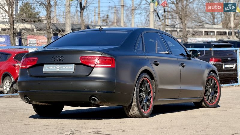 Седан Audi A8 2013 в Києві