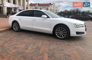Седан Audi A8 2012 в Киеве