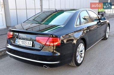 Седан Audi A8 2013 в Львове