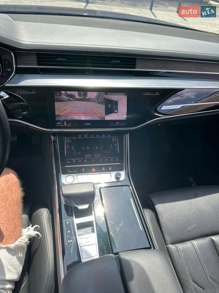 Седан Audi A8 2018 в Житомирі