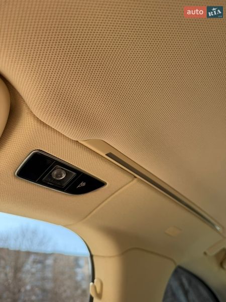 Седан Audi A8 2012 в Одесі