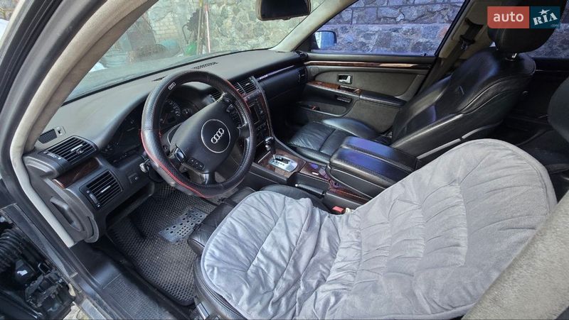 Седан Audi A8 2001 в Киеве