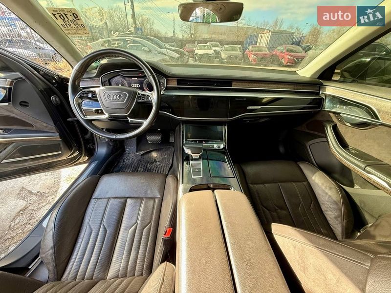 Седан Audi A8 2019 в Києві