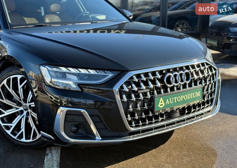 Седан Audi A8 2022 в Киеве