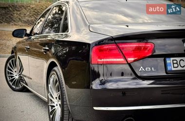 Седан Audi A8 2013 в Львове